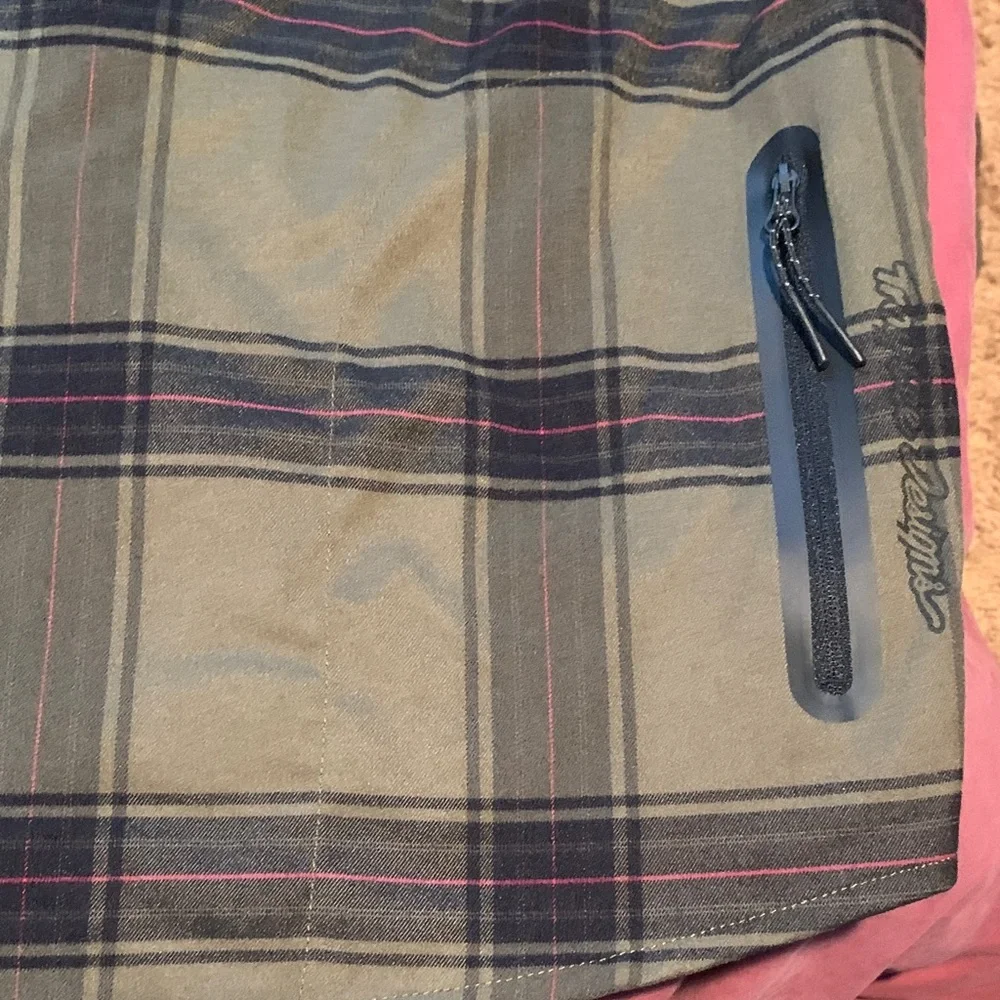 TLD Olive Plaid Grind Flannel EUC - Picture 4 of 5